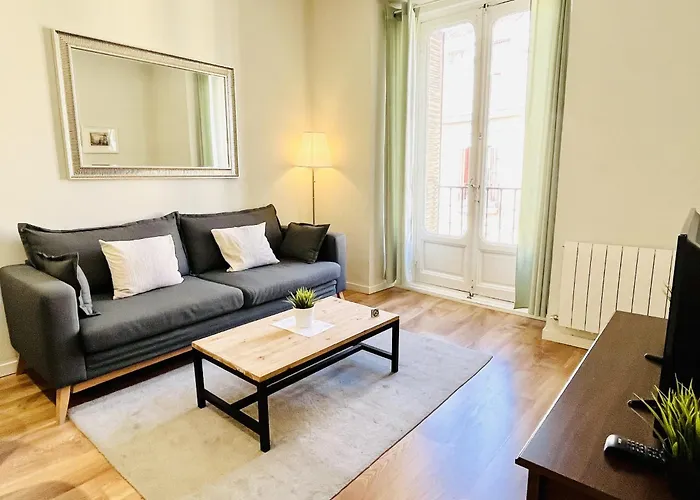 Dplace To Be - Luxury Apartment In Historic Center Madrid